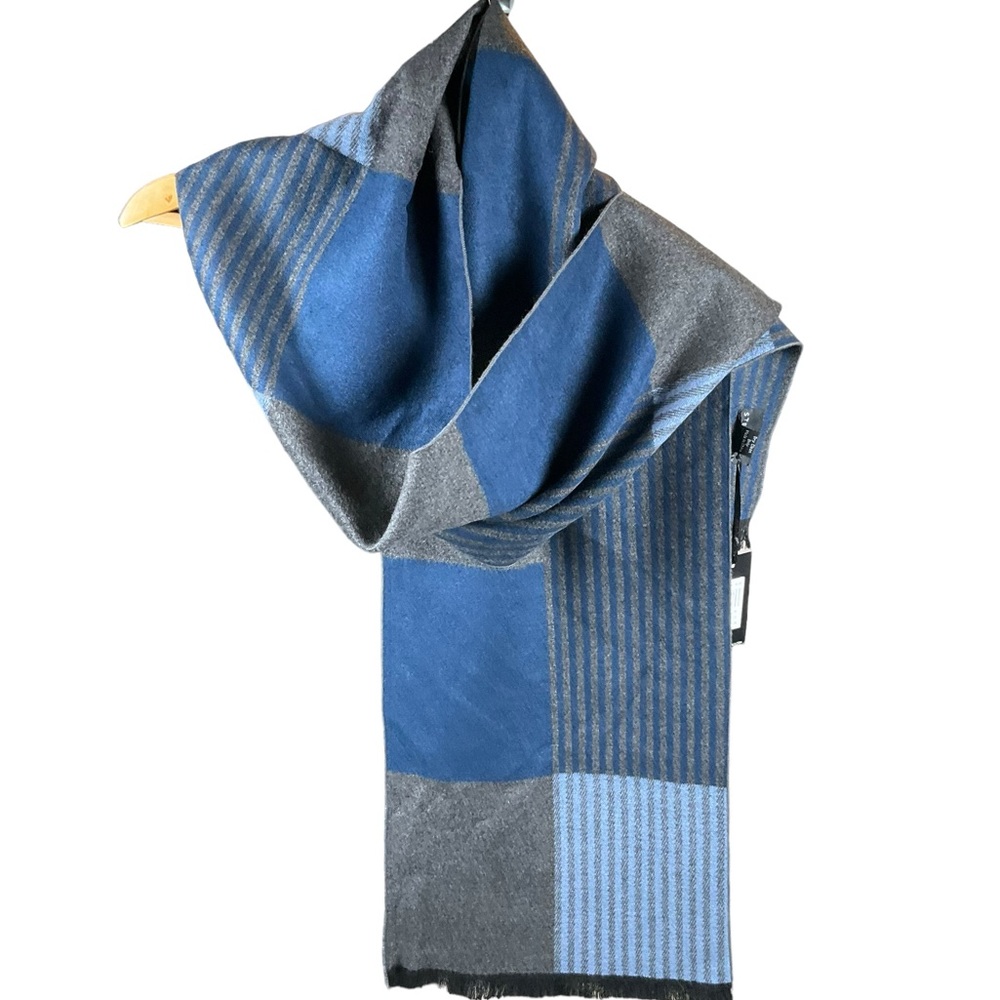 NWT Steel & Jelly Winter Scarf Blue Grey Dressy Warm Soft Classic - Picture 4 of 9